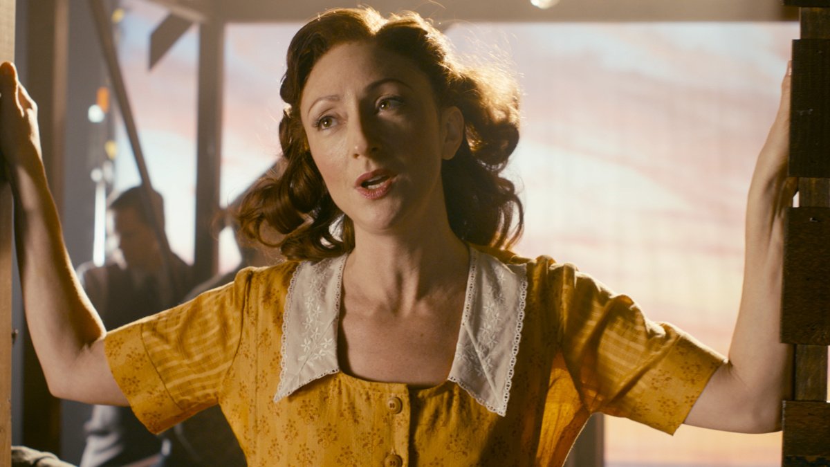 VS - Bright Star Montage - Carmen Cusack